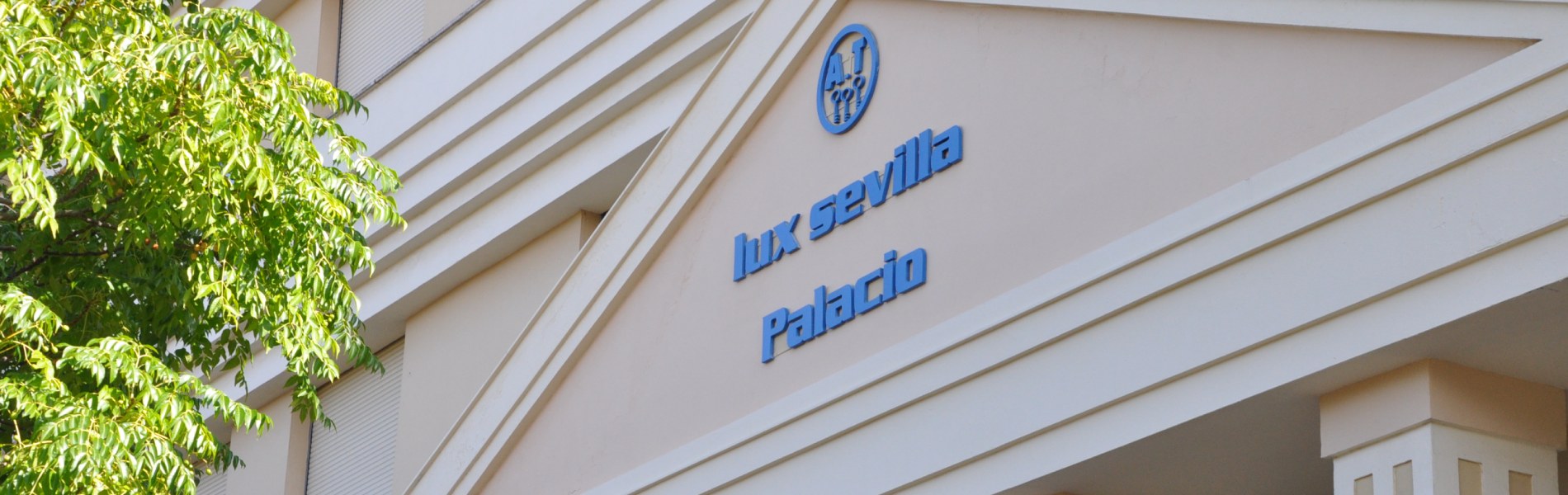 Apartamentos Lux Sevilla Palacio  header